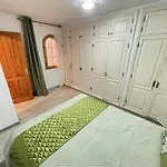 Apartment 108 Parque Cristina, Ocean View, Heated Pool, Free Wi Fi *