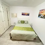 108 Parque Cristina, Ocean View, Heated Pool, Free Wi Fi Apartment