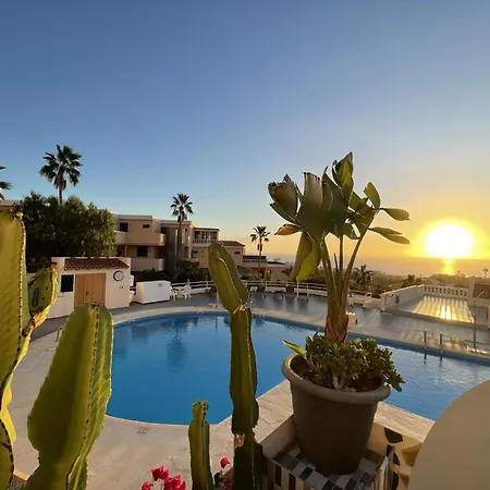 108 Parque Cristina, Ocean View, Heated Pool, Free Wi Fi * Costa Adeje (Tenerife)