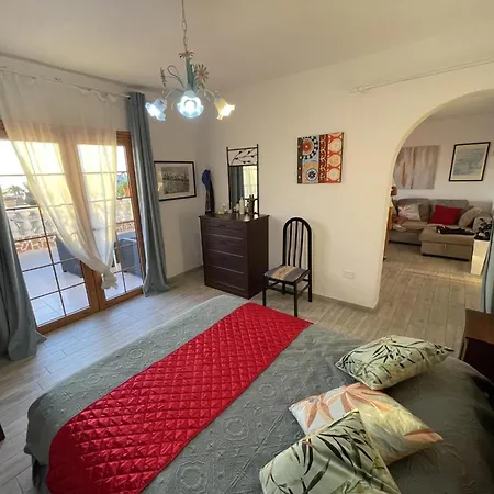 Lägenhet 108 Parque Cristina, Ocean View, Heated Pool, Free Wi Fi Costa Adeje (Tenerife)